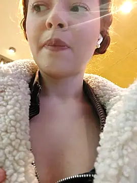 Times  Square online show from March 17, 2025, 4:08 am