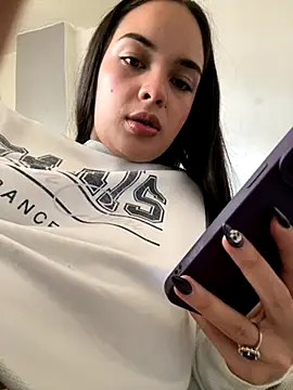 gabyaridi online show from October 26, 2025, 4:07 pm