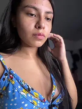 Snapshot of hurrem_18 chatting on February 3, 2026, 6:24 pm hurrem 18 online show from February 3, 2026, 6:24 pm