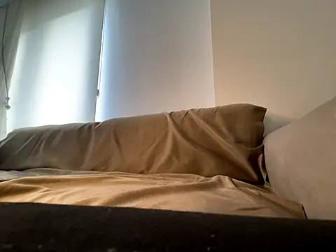 Snapshot of khaaleesiii chatting on September 15, 2025, 8:15 am khaaleesiii online show from September 15, 2025, 8:15 am