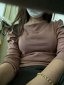 Tuongvy05 online show from March 21, 2025, 3:44 am