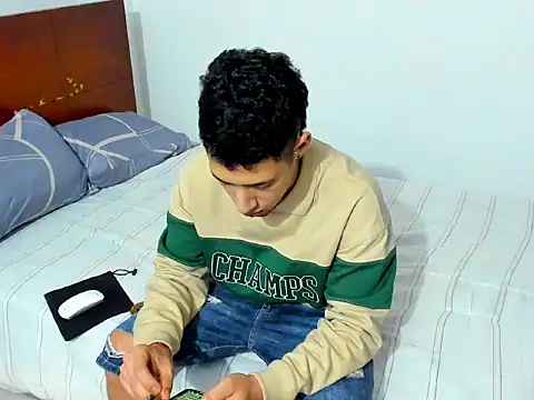 Chandler ken online show from December 5, 2025, 2:10 am