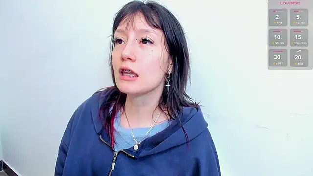 lizzy davis 1 online show from October 23, 2025, 3:49 am