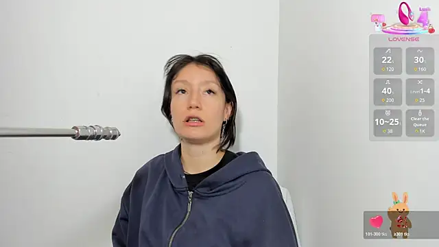 lizzy davis 1 online show from April 12, 2026, 3:43 am