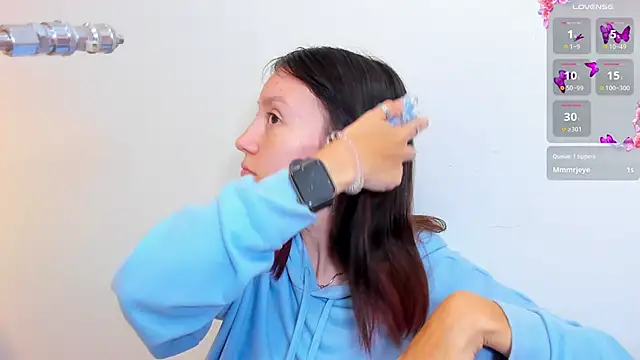 lizzy davis 1 online show from September 15, 2025, 4:35 am