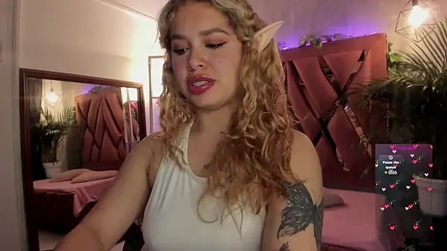 Haelycute online show from March 18, 2025, 10:39 am