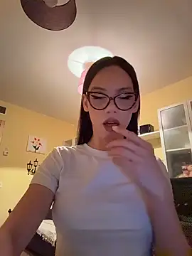 Carlita cute online show from February 15, 2026, 7:13 pm