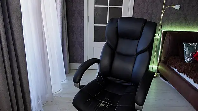 Daniela Kitty  online show from September 24, 2025, 7:26 am