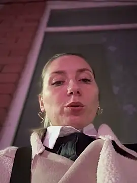 Snapshot of Crazy-Rosa chatting on March 13, 2025, 3:33 am Crazy-Rosa online show from March 13, 2025, 3:33 am