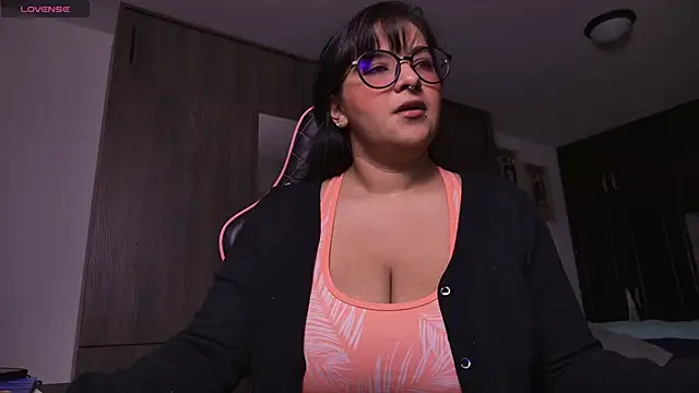 Steph moon  online show from September 11, 2025, 10:32 pm