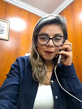 Cata Office-12 online show from September 19, 2025, 8:24 pm