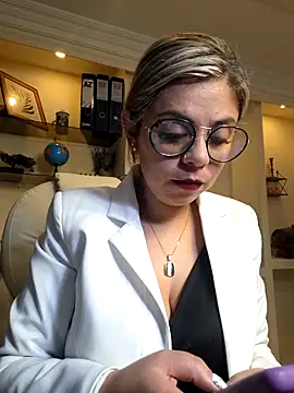 Cata Office-12 online show from February 18, 2025, 7:52 pm