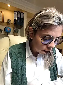 Cata Office-12 online show from February 12, 2025, 8:50 pm