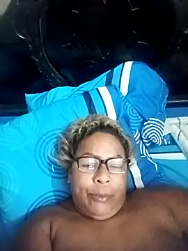 Afroditabichota online show from September 22, 2025, 11:05 am