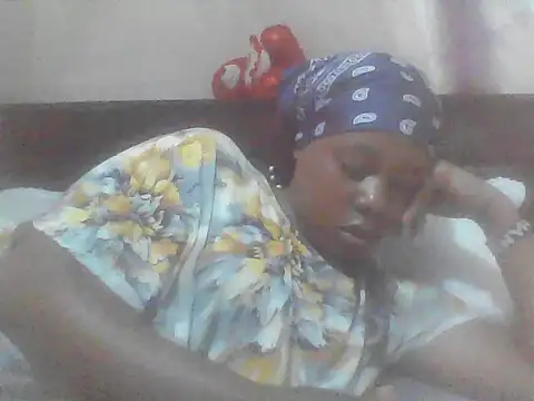 EBONYVANILLA02 online show from May 15, 2026, 7:39 am