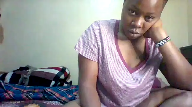 EBONYVANILLA02 online show from February 27, 2025, 8:24 am