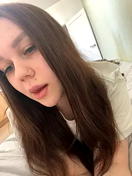 Marylallka5 online show from October 19, 2025, 9:34 am