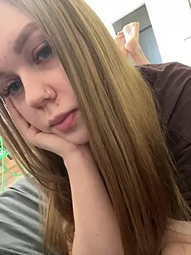 Marylallka5 online show from March 6, 2026, 9:59 am