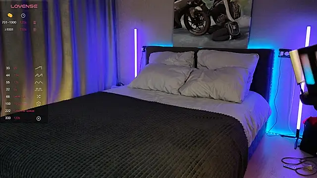 GeraTender1 online show from September 16, 2025, 4:52 pm