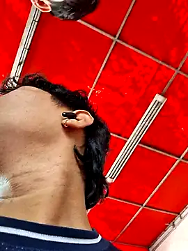  Ottis  online show from October 15, 2025, 7:44 pm