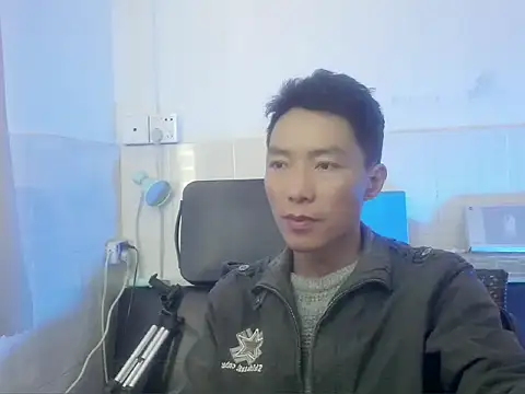 xhqds online show from January 9, 2025, 5:23 am