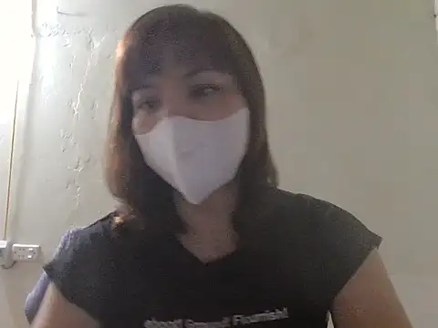 Snapshot of Angela-Eira chatting on April 20, 2026, 9:05 pm Angela-Eira online show from April 20, 2026, 9:05 pm
