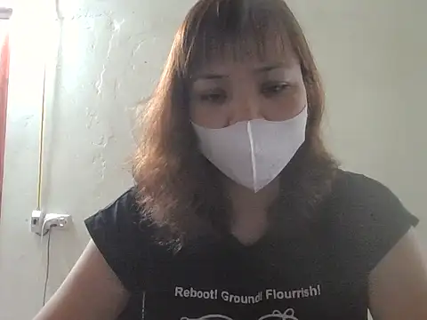 Snapshot of Angela-Eira chatting on June 1, 2026, 9:31 am Angela-Eira online show from June 1, 2026, 9:31 am