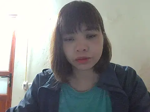 Angela-Eira online show from October 26, 2025, 9:04 pm