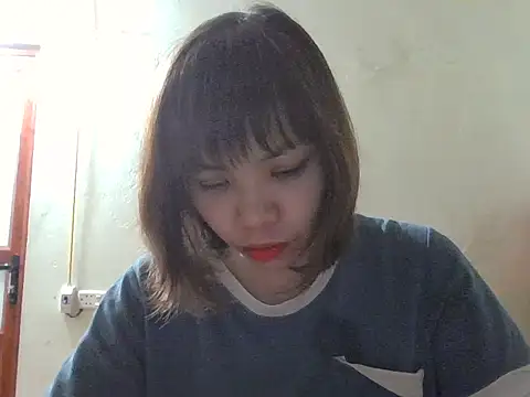 Angela-Eira online show from October 11, 2025, 7:37 pm