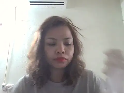 Angela-Eira online show from June 8, 2026, 3:18 am