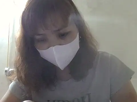 Angela-Eira online show from June 14, 2026, 6:42 pm