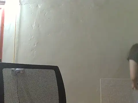 Snapshot of Angela-Eira chatting on May 13, 2026, 8:27 pm Angela-Eira online show from May 13, 2026, 8:27 pm