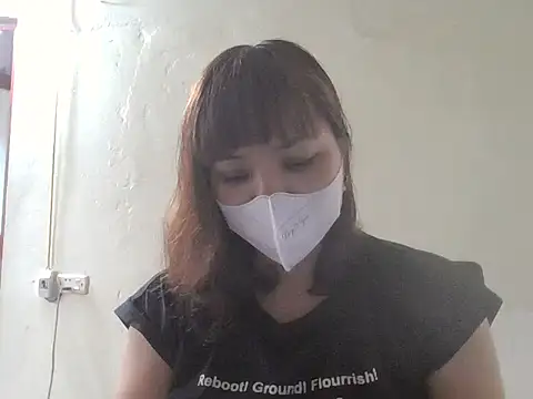 Snapshot of Angela-Eira chatting on April 21, 2026, 1:42 am Angela-Eira online show from April 21, 2026, 1:42 am