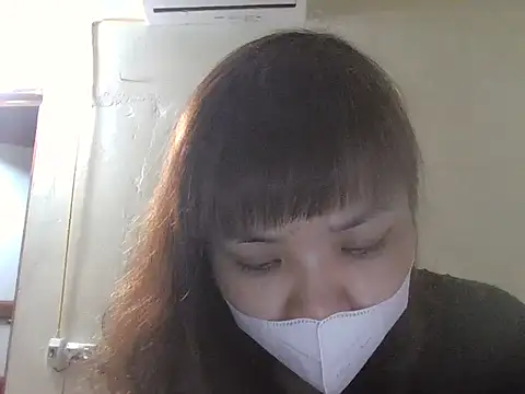 Angela-Eira online show from April 8, 2026, 9:16 pm