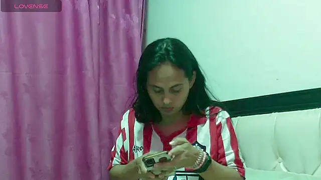 aphodite gael online show from February 27, 2025, 9:47 pm