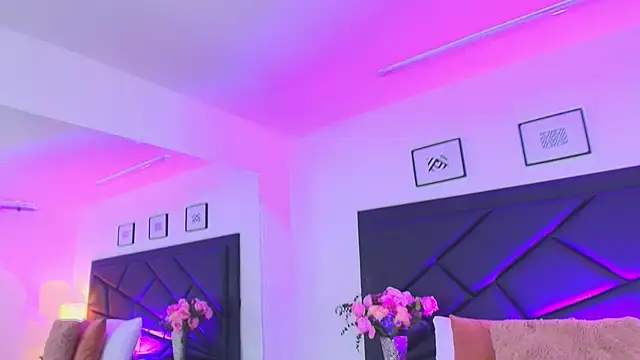 Snapshot of SophieCarther chatting on September 11, 2025, 12:49 pm SophieCarther online show from September 11, 2025, 12:49 pm