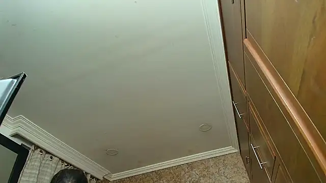 stella xue online show from October 4, 2025, 1:45 pm