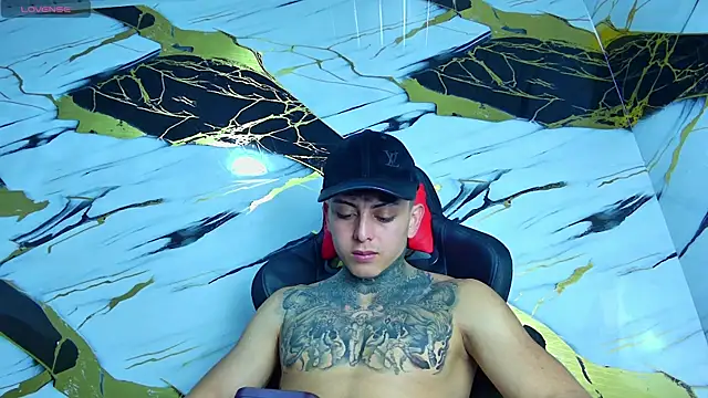 Kevin22 222 online show from March 19, 2025, 8:22 pm