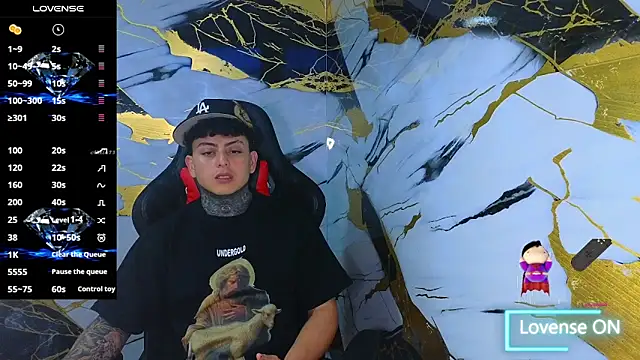 Kevin22 222 online show from February 19, 2026, 4:53 am