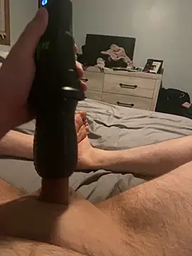 bighung1990 online show from April 20, 2026, 4:59 am