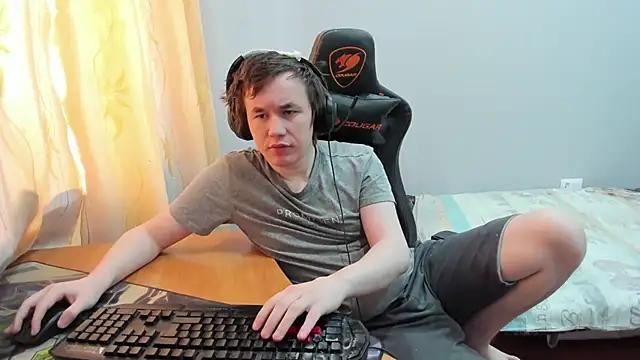 iliaskrislove online show from February 13, 2026, 7:08 am