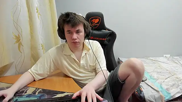 iliaskrislove online show from March 12, 2026, 1:00 am