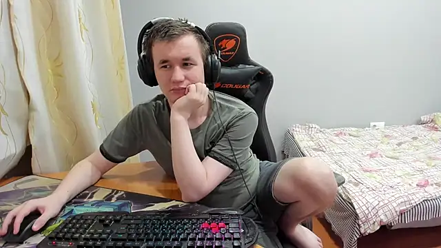 iliaskrislove online show from December 5, 2025, 5:55 pm