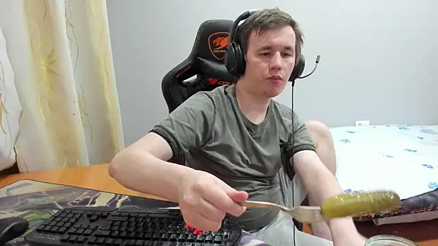 iliaskrislove online show from January 17, 2026, 5:49 pm