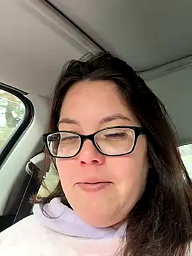 FreakNastyLacie online show from November 17, 2025, 3:05 pm