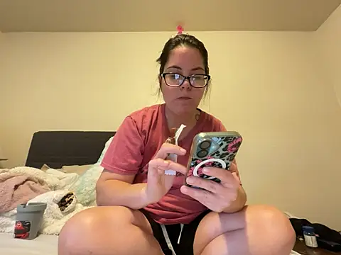 FreakNastyLacie online show from October 7, 2025, 3:13 pm