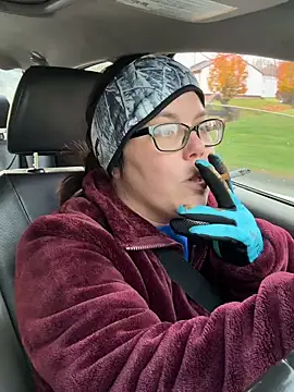 FreakNastyLacie online show from November 23, 2025, 1:32 pm