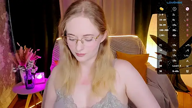 Aemilia  online show from February 8, 2026, 6:33 am