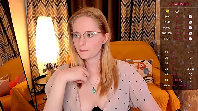 Snapshot of Aemilia_ chatting on May 22, 2026, 8:34 am Aemilia online show from May 22, 2026, 8:34 am