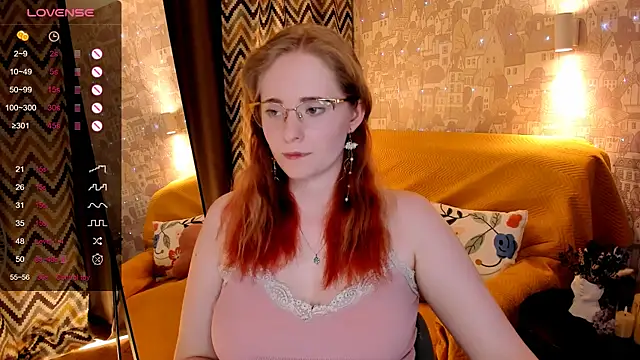 Snapshot of Aemilia_ chatting on June 16, 2026, 8:36 am Aemilia online show from June 16, 2026, 8:36 am